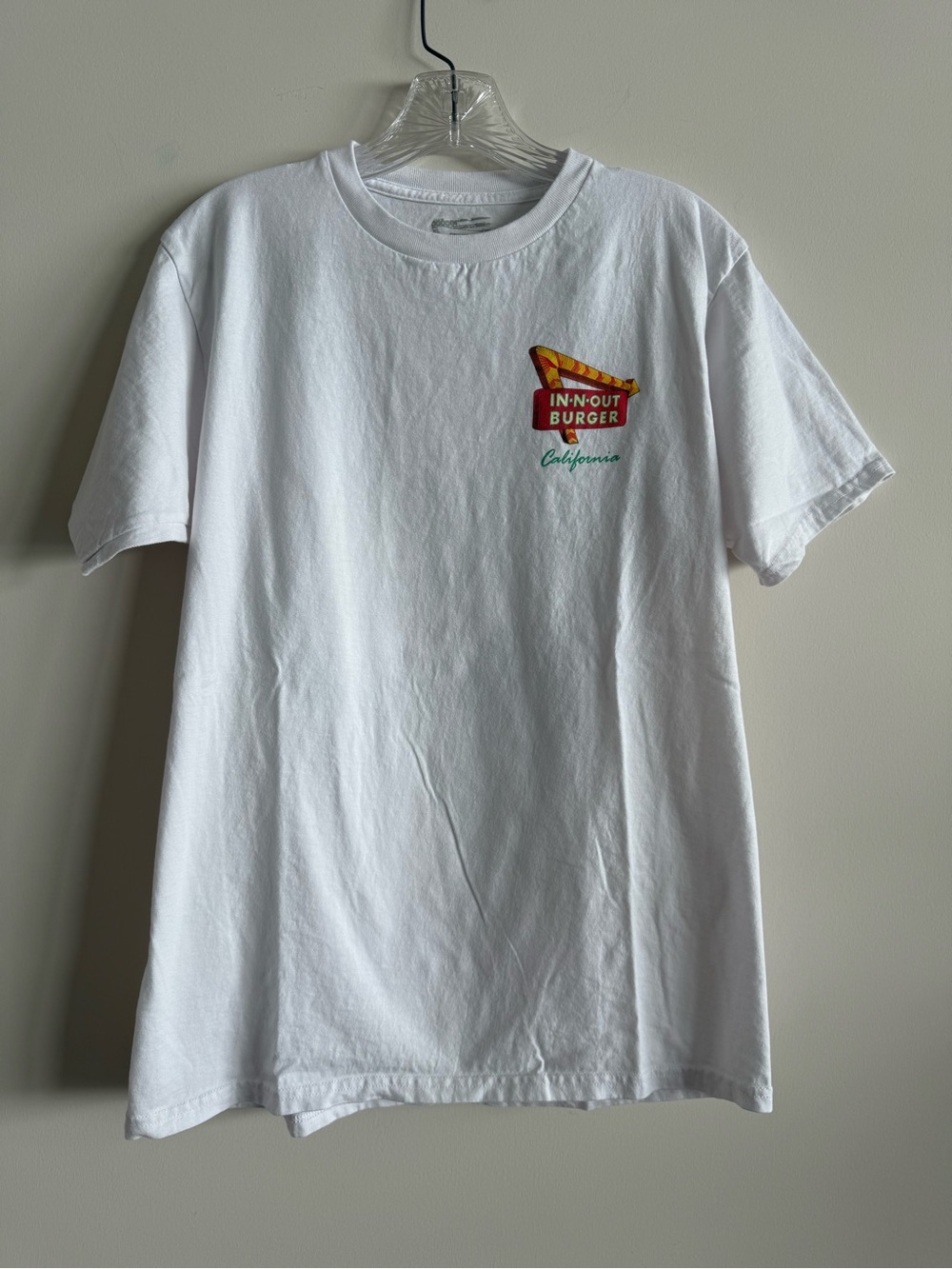 In and Out Burgee Men’s Short Sleeve Tee. Size M. Like New